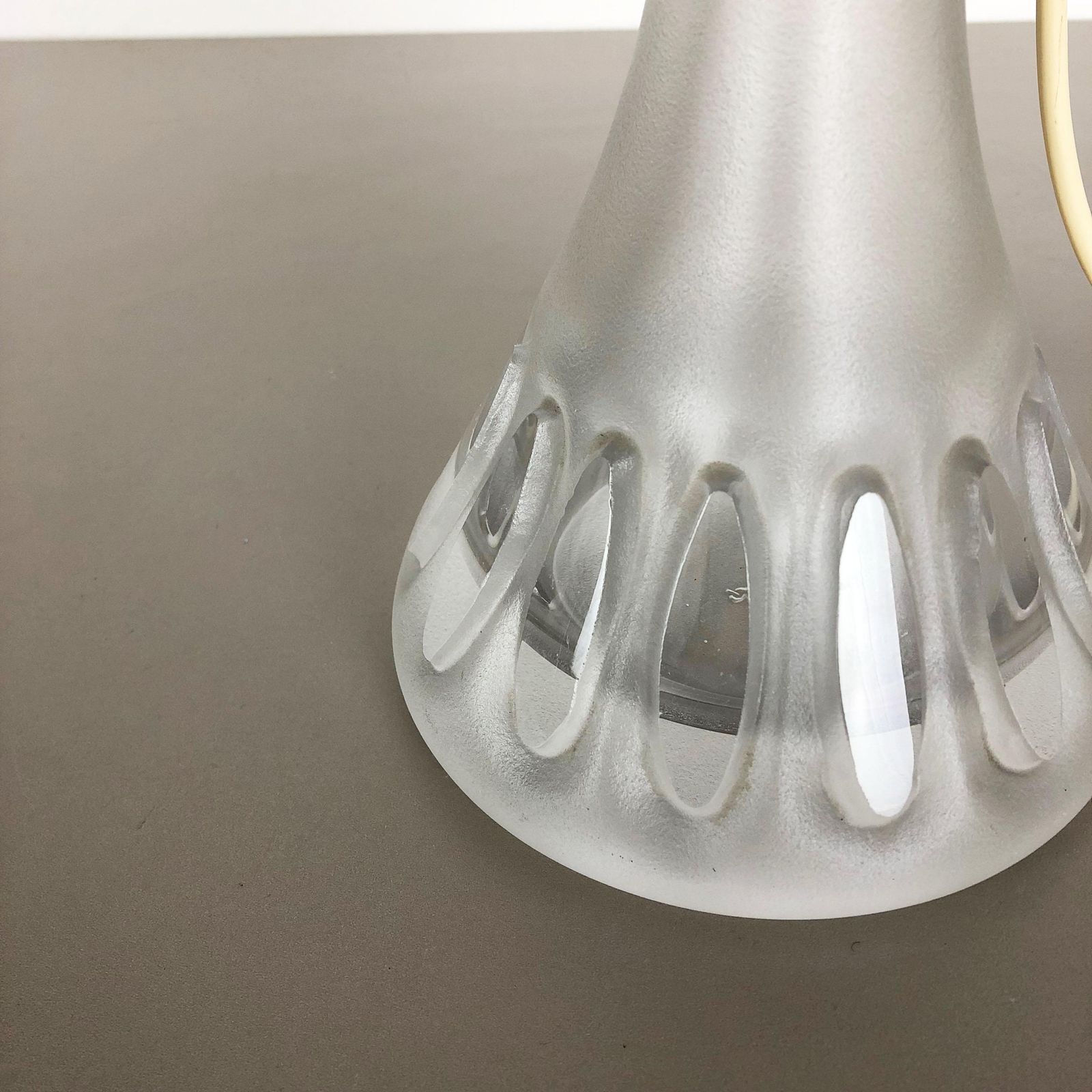 Original 1970s Metal And Glass Tulip Desk Light By Peill & Putzler, Germany photo vinterior
