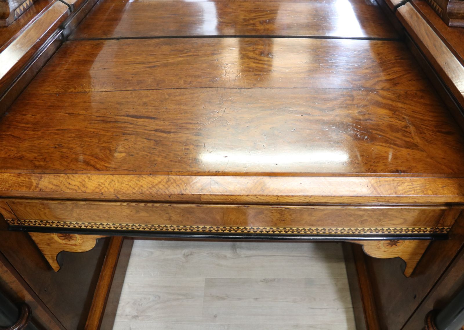 photo vintage Victorian Pollard Oak And Specimen Wood Inlaid Mirror Back Sideboard In The Gothic Revival Style.