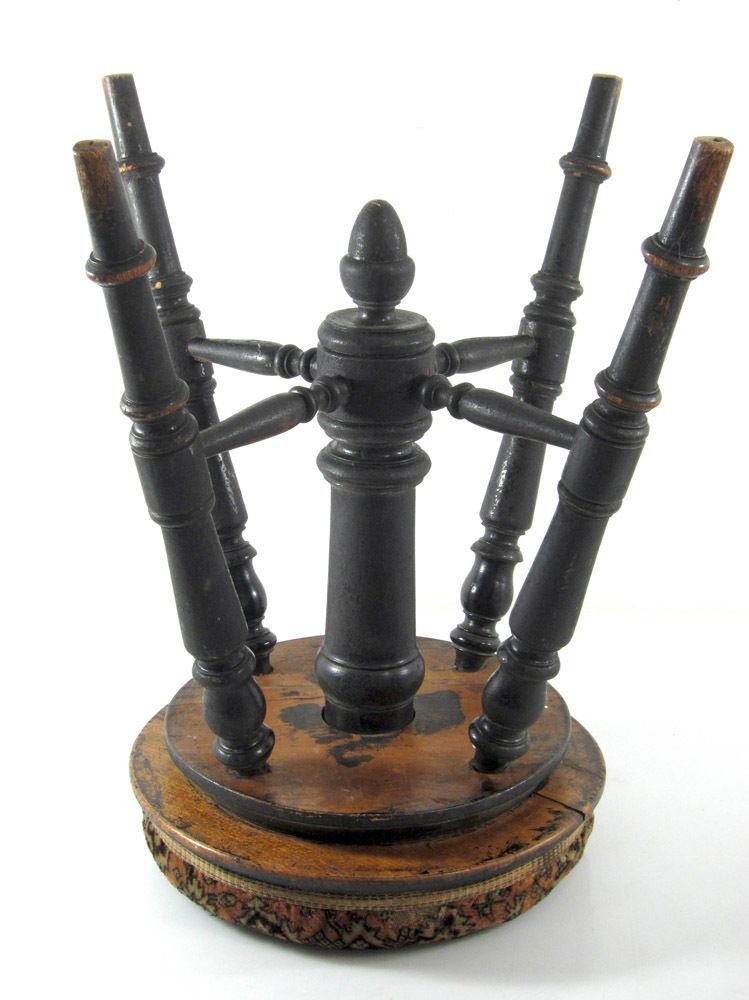 Dutch Antique Adjustable Collectable Piano Stool photo vinterior