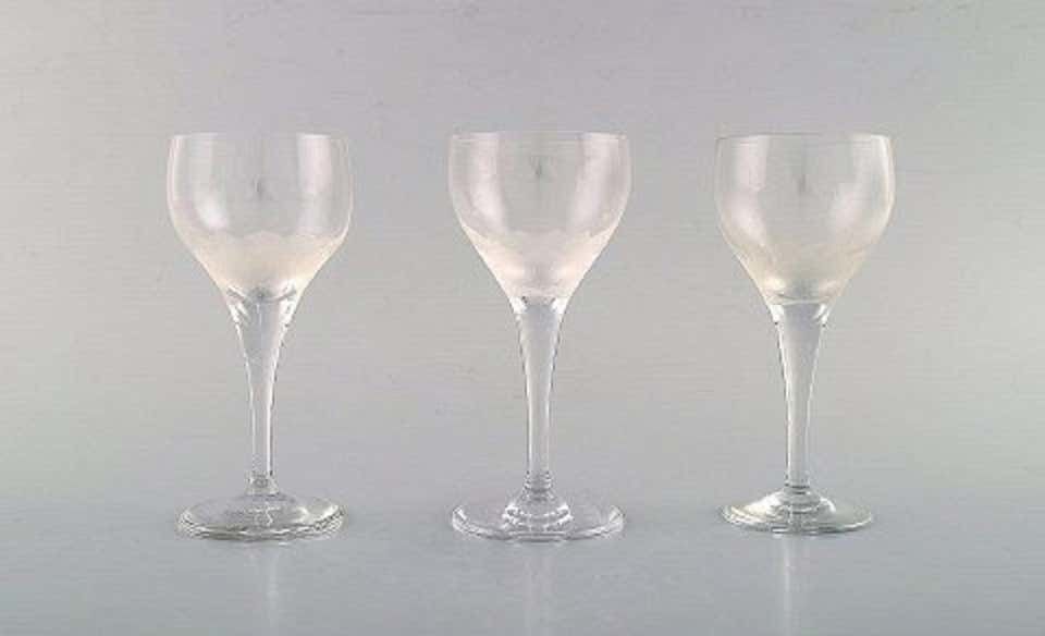 Bjørn Wiinblad ‘1918 2006’ For Rosenthal, Twelve "Lotus" Glasses, 1980s photo vinterior