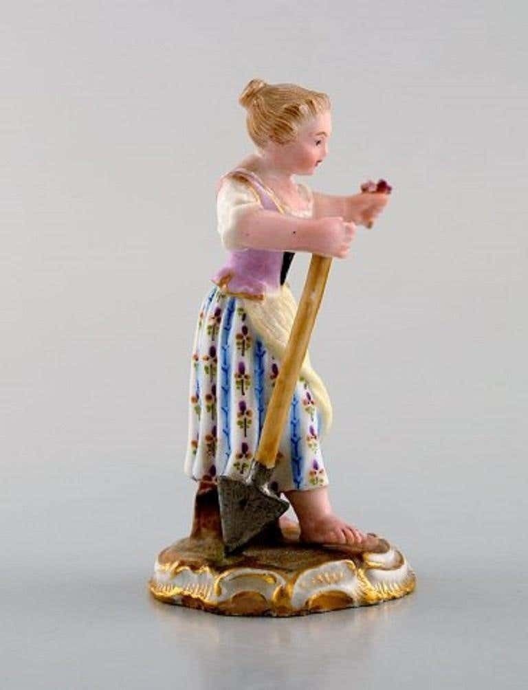 Rare Meissen Miniature Figure After Johann Joachim Kändler, Gardener, 1850 1880 photo furniture