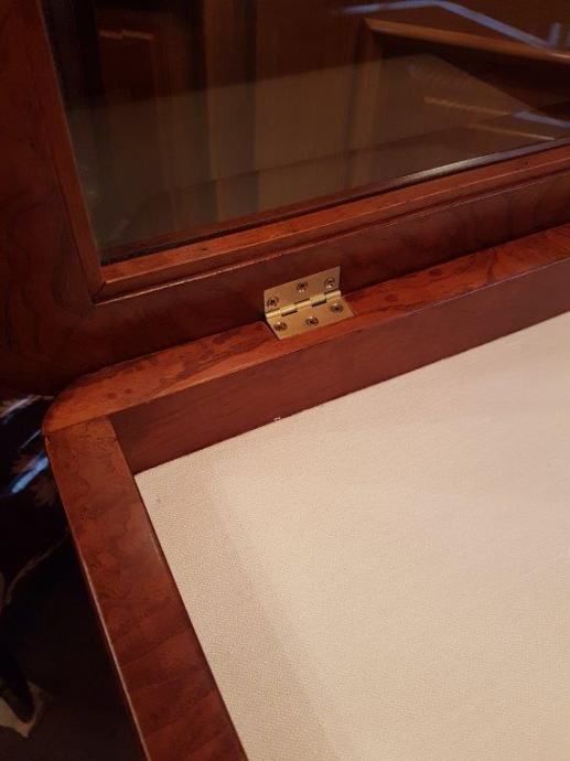 Furniture Showroom Table With Glass Tray  Excellent Condition photo