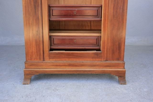 988.0 Inlaid Wardrobe 1900 English Style photo