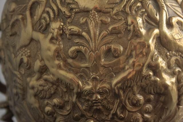 photo vintage Ewer Renaissance Style In Bronze After Christofle Around 1900