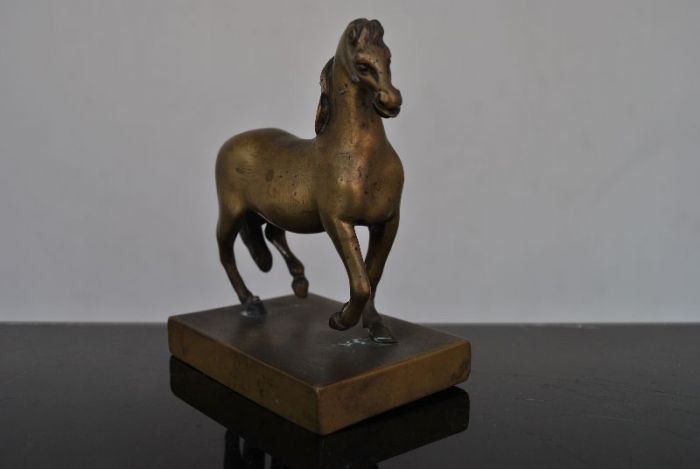 Renaissance Horse In Bronze photo furniture