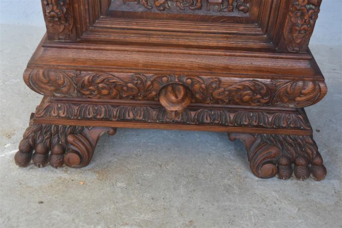 3484.0 Kieninger Renaissance Style Oak Parquet Clock photo