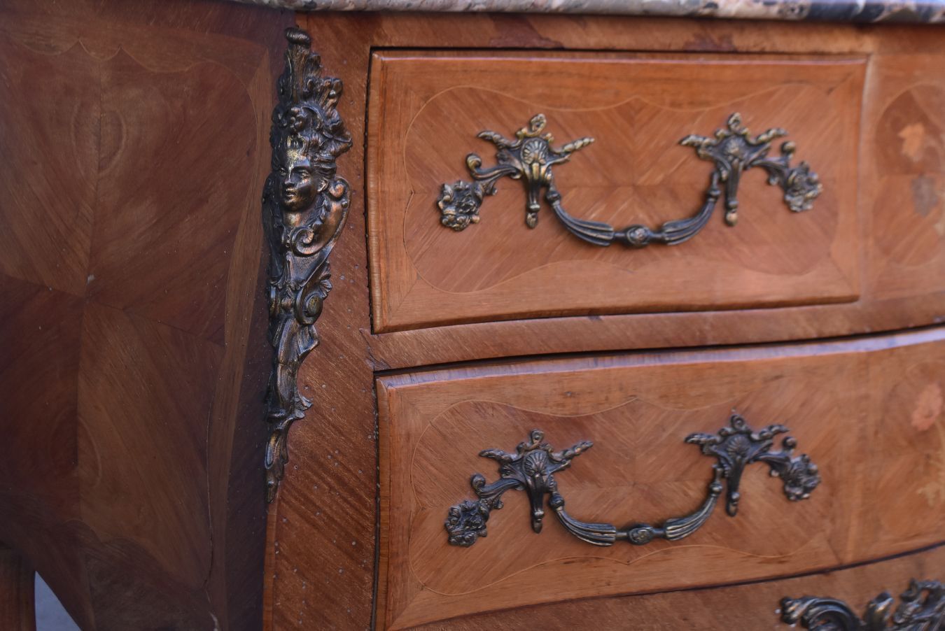 Louis XV Jumping Chest Of Drawers Rosewood photo Furniture