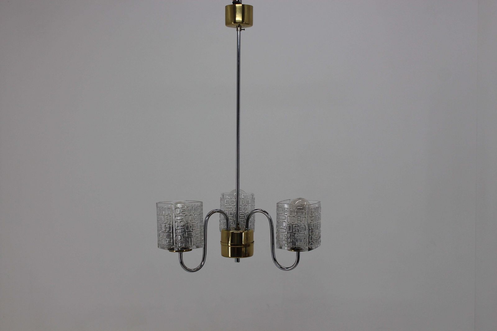 Mid Century Kroonluchter Lidokov, Jaren 1970