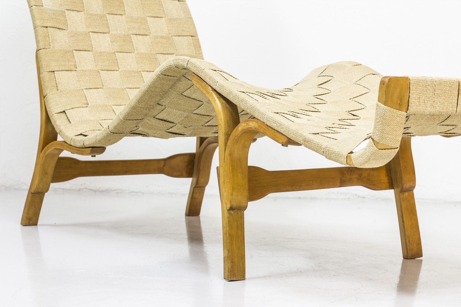 Chaise Longue In The Manner Of Bruno Mathsson photo vintage