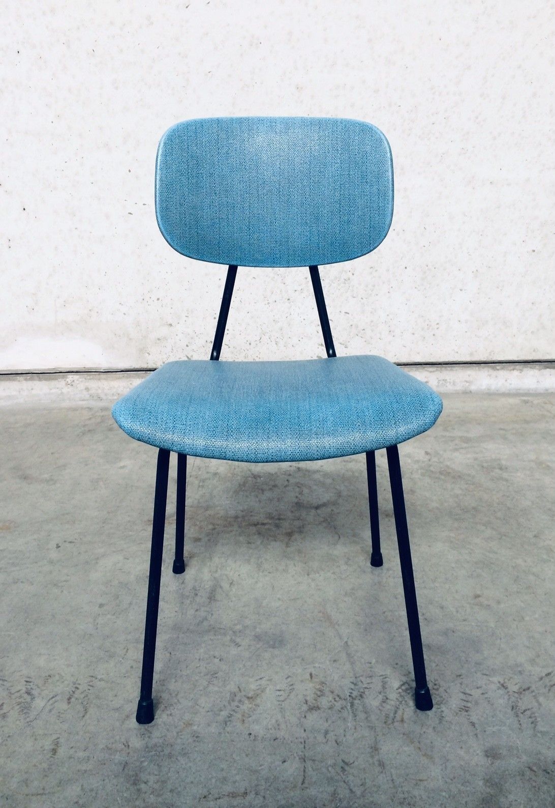 Vintage Mid Century Modern Design Keukenstoel, Frankrijk, Ca. Jaren 1950 photo Meubels