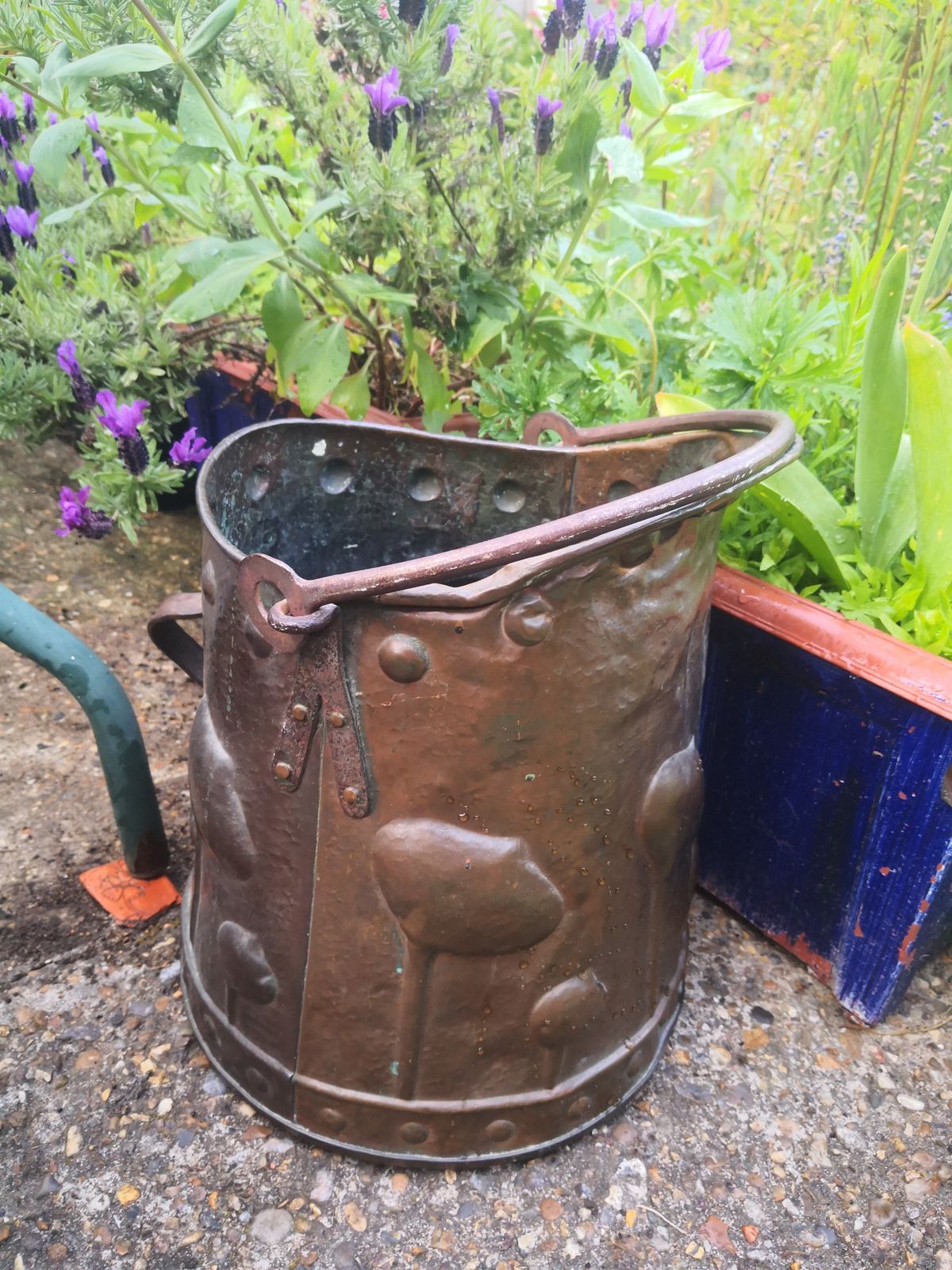 Superb Antique Arts And Crafts Art Nouveau Beaten Copper Coal Bucket photo for sale