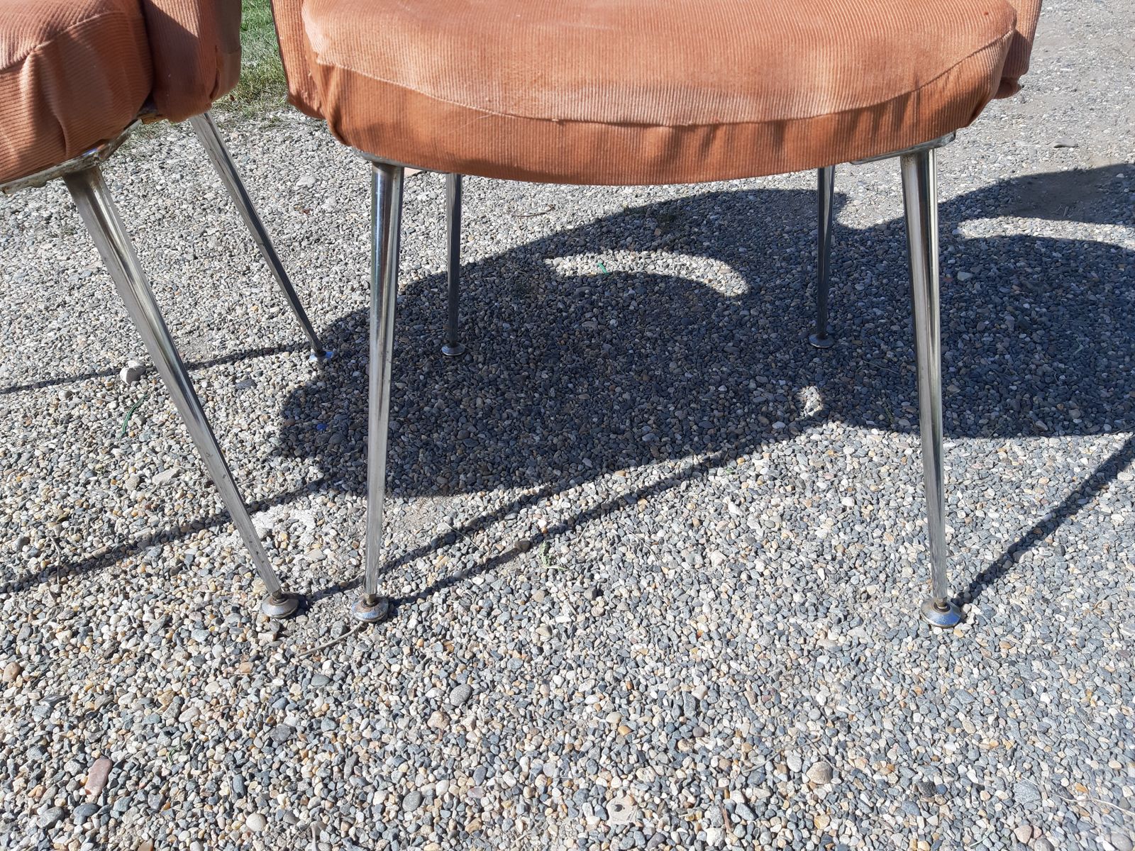 Pair Of Vintage Armchairs Of The 1970s Chrome And Salmon Fabrics photo for sale