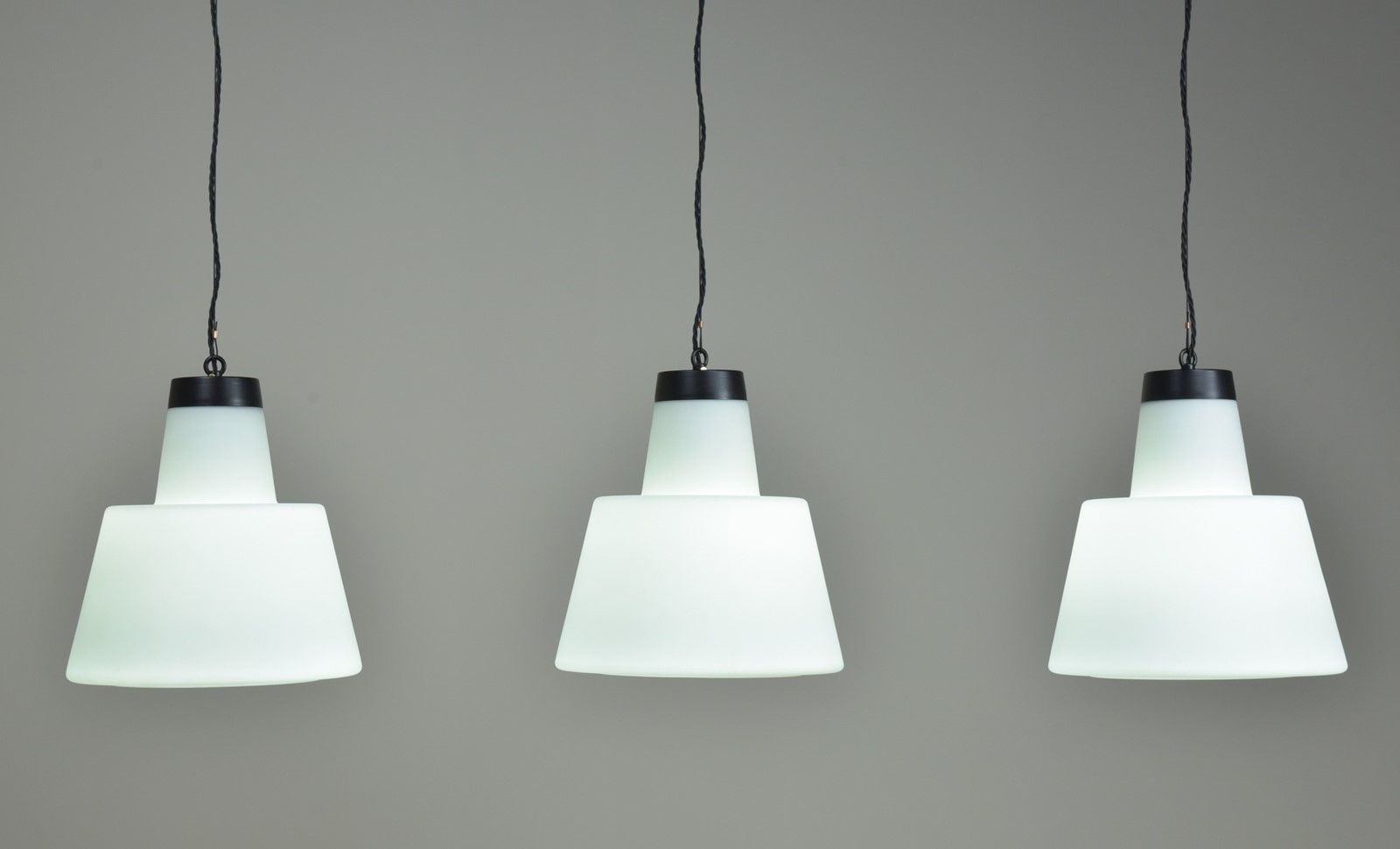 Stepped Conical Opaline Lights photo furniture