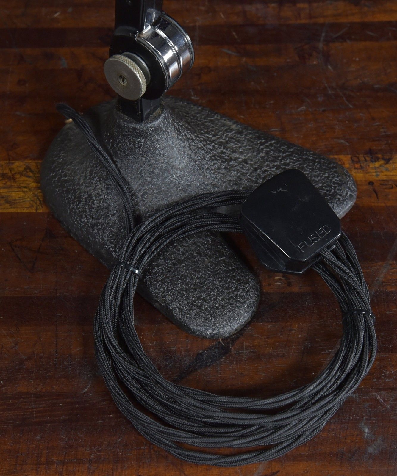 photo furniture Metal Antique Desk Lamp