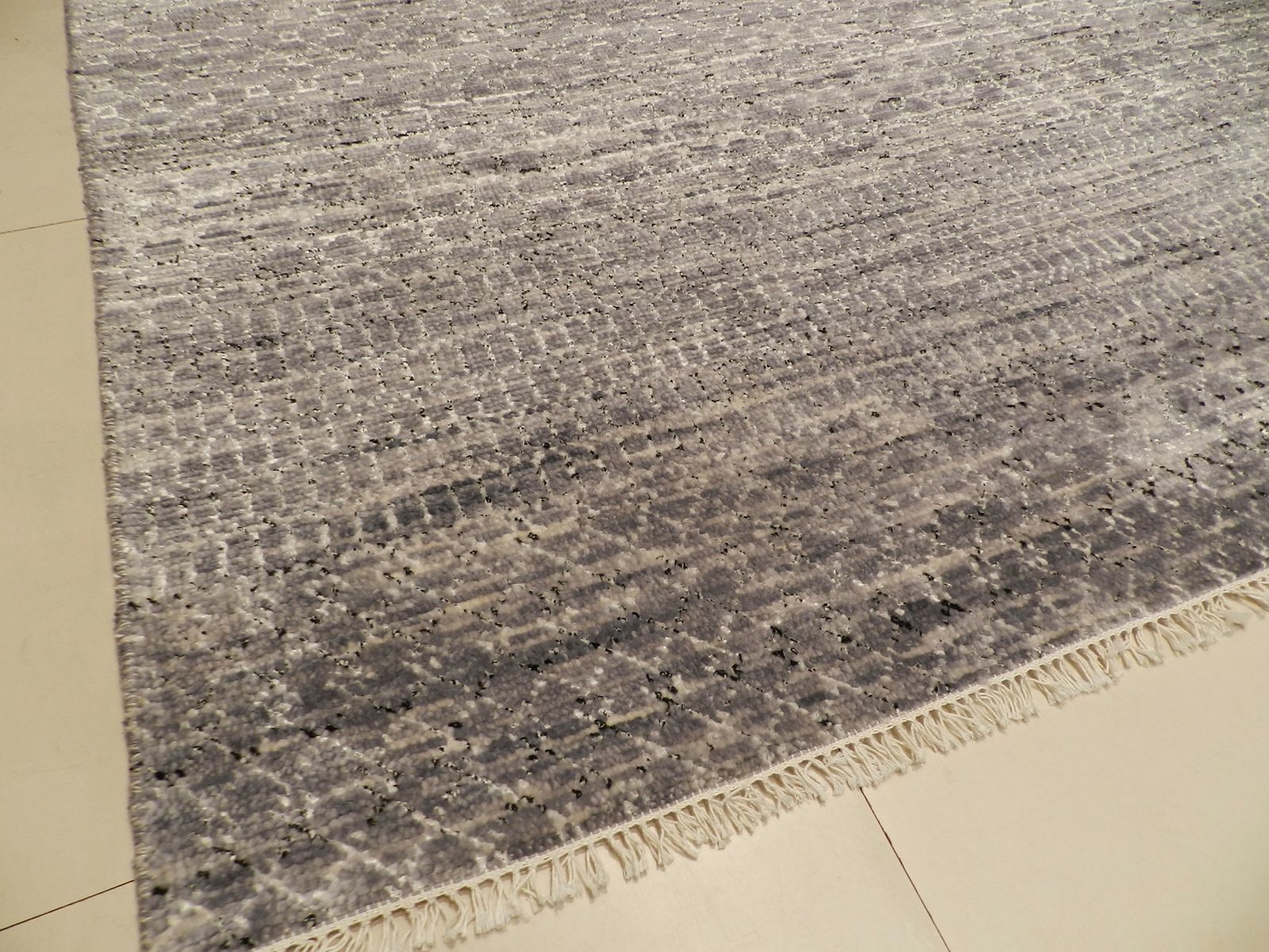 Alfombra Melange Carpet From Zenza Contemporary Art & Deco photo for sale