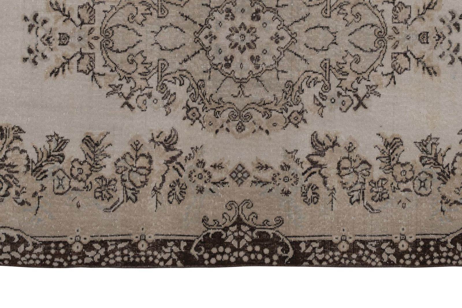Vintage Sparta Rug, 1970s Vintage Distressed Sparta Rug With Floral Border photo Textiles