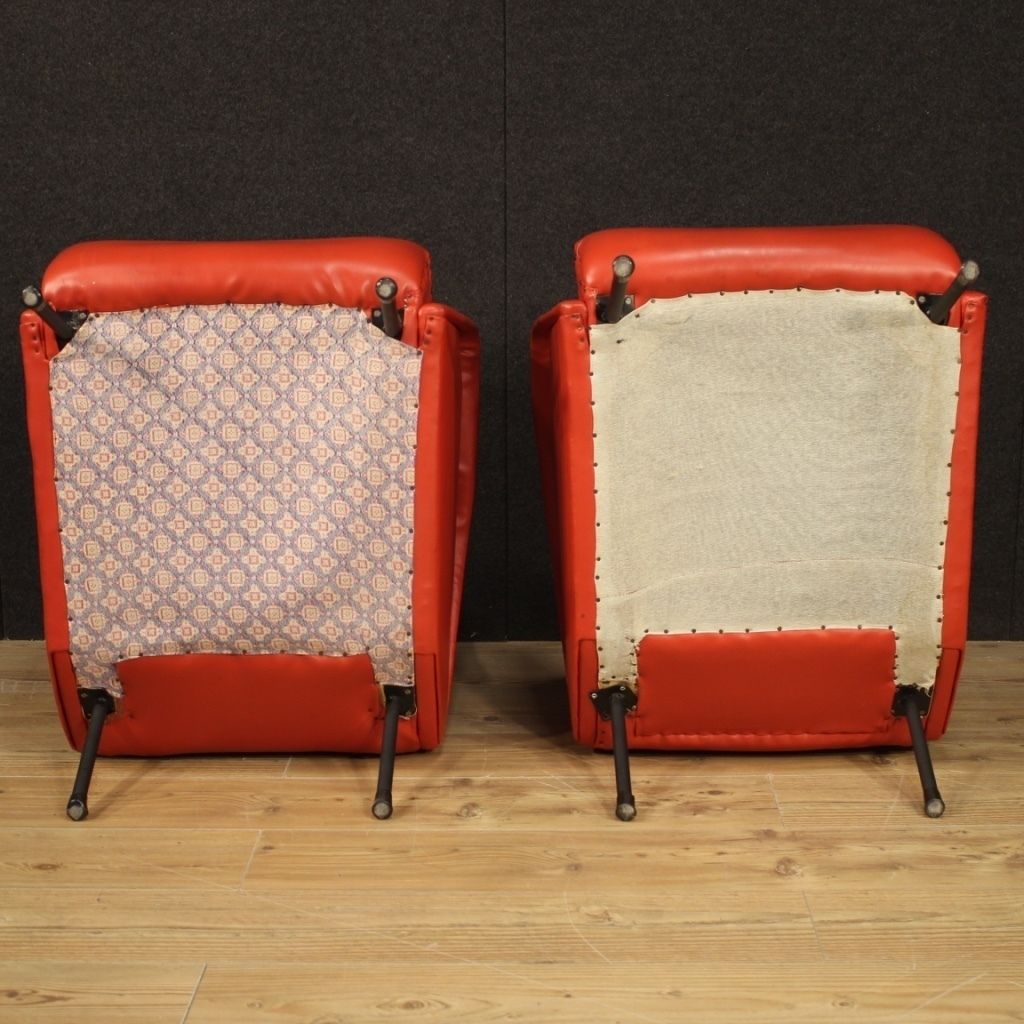 photo furniture Pair Of Italian Design Armchairs In Red Faux Leather