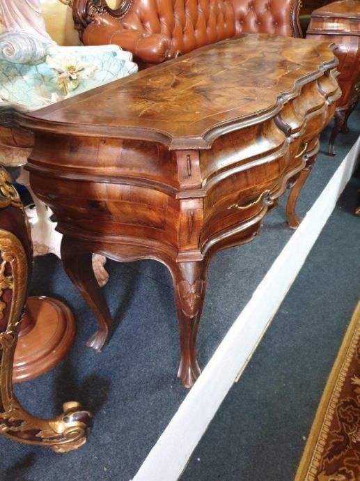 Bombed Chest Of Drawers Of Smaller Dimensions photo furniture