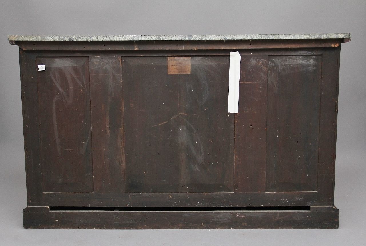 Early 19th Century Rosewood Breakfront Cabinet photo vinterior