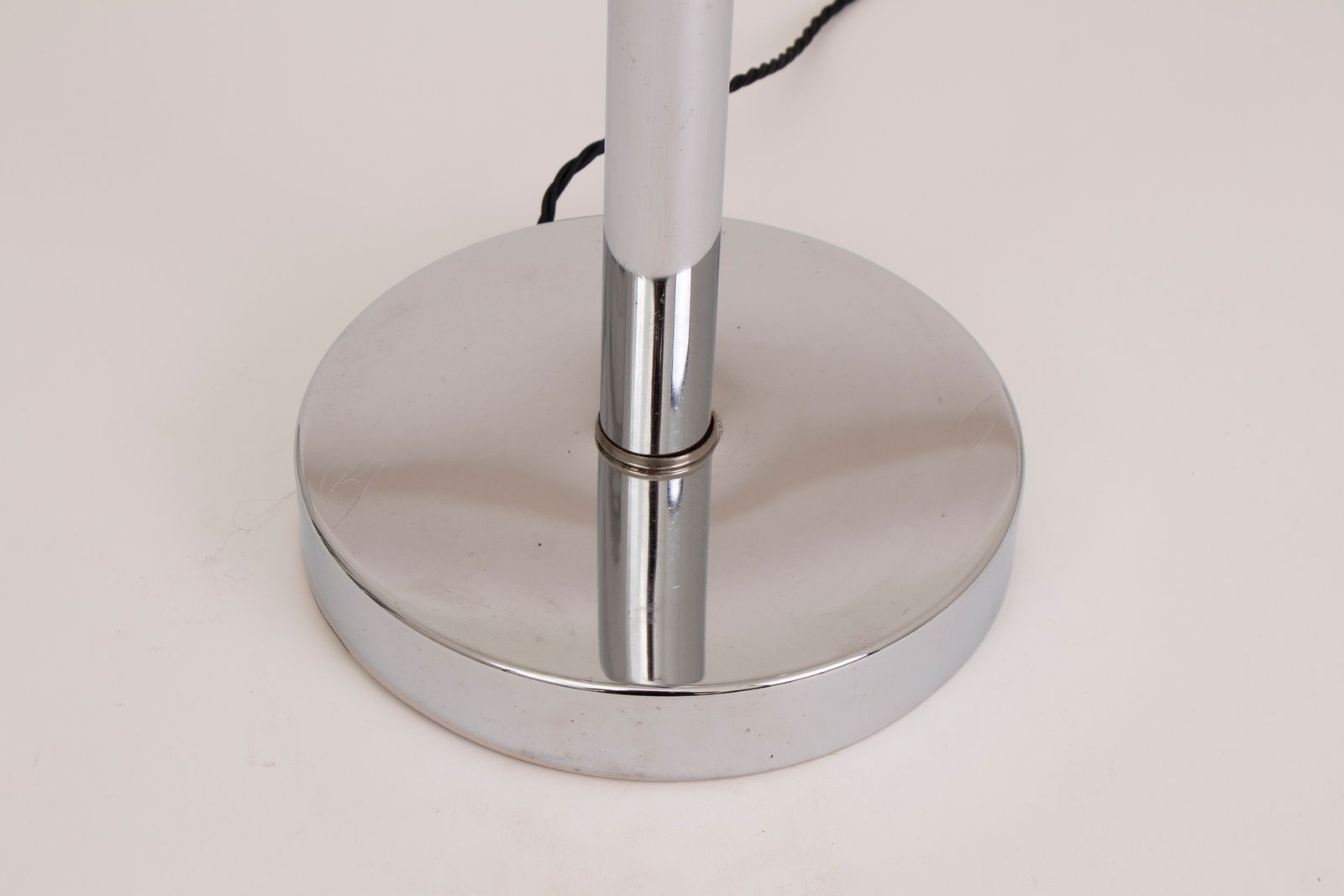American Midcentury Space Age Chrome Sputnik Table Lamp By Underwriters Laboratories C.1960 photo vinterior