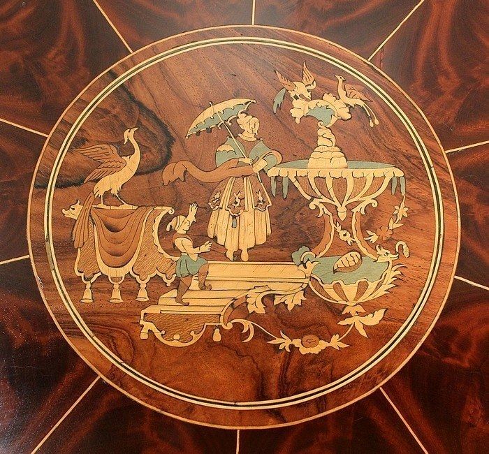 Burr Mahogany Veneer And Marquetry Pedestal Table, Charles X Period   Early 19th Century photo vinterior