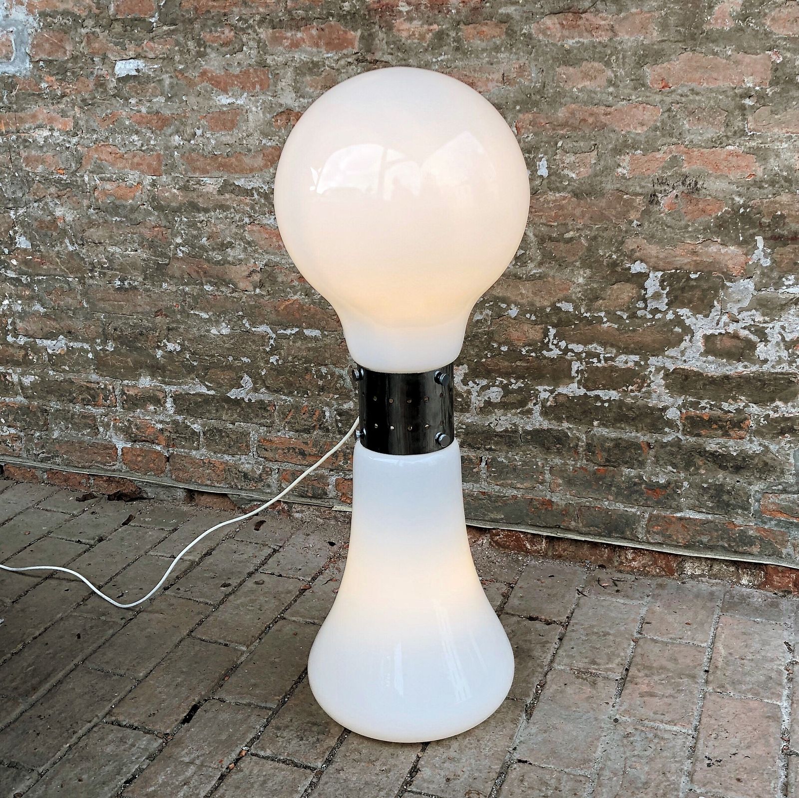 1400.0 Space Age White Murano Glass Birillo Floor Lamp By Carlo Nason For Mazzega, 1964 photo
