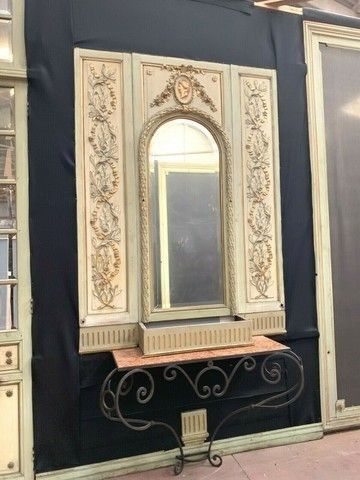Pretty Louis XVI Style Woodwork In Patinated Wood photo vinterior