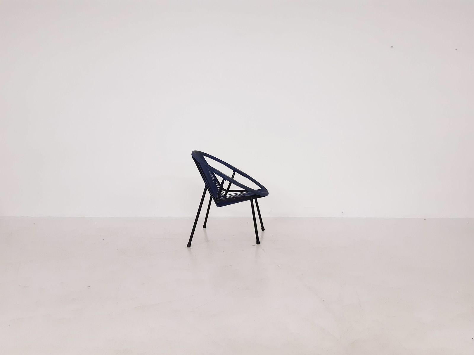 Mid Century Plastic Thread Outdoor Club Chair photo 307.008