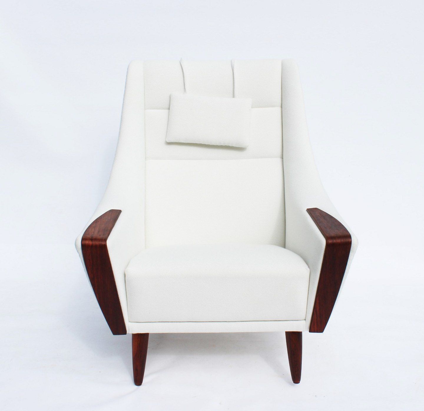Armchair With High Back, Upholstered In White Fabric, With Rosewood Of Danish Design From The 1960s photo furniture