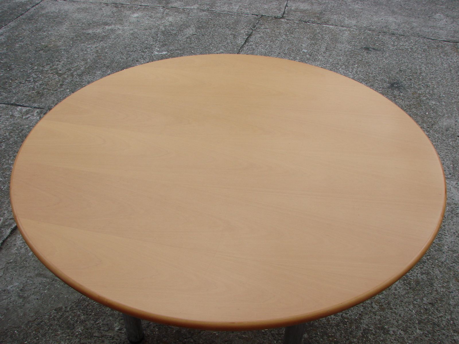 Round Table, 1980s photo Furniture