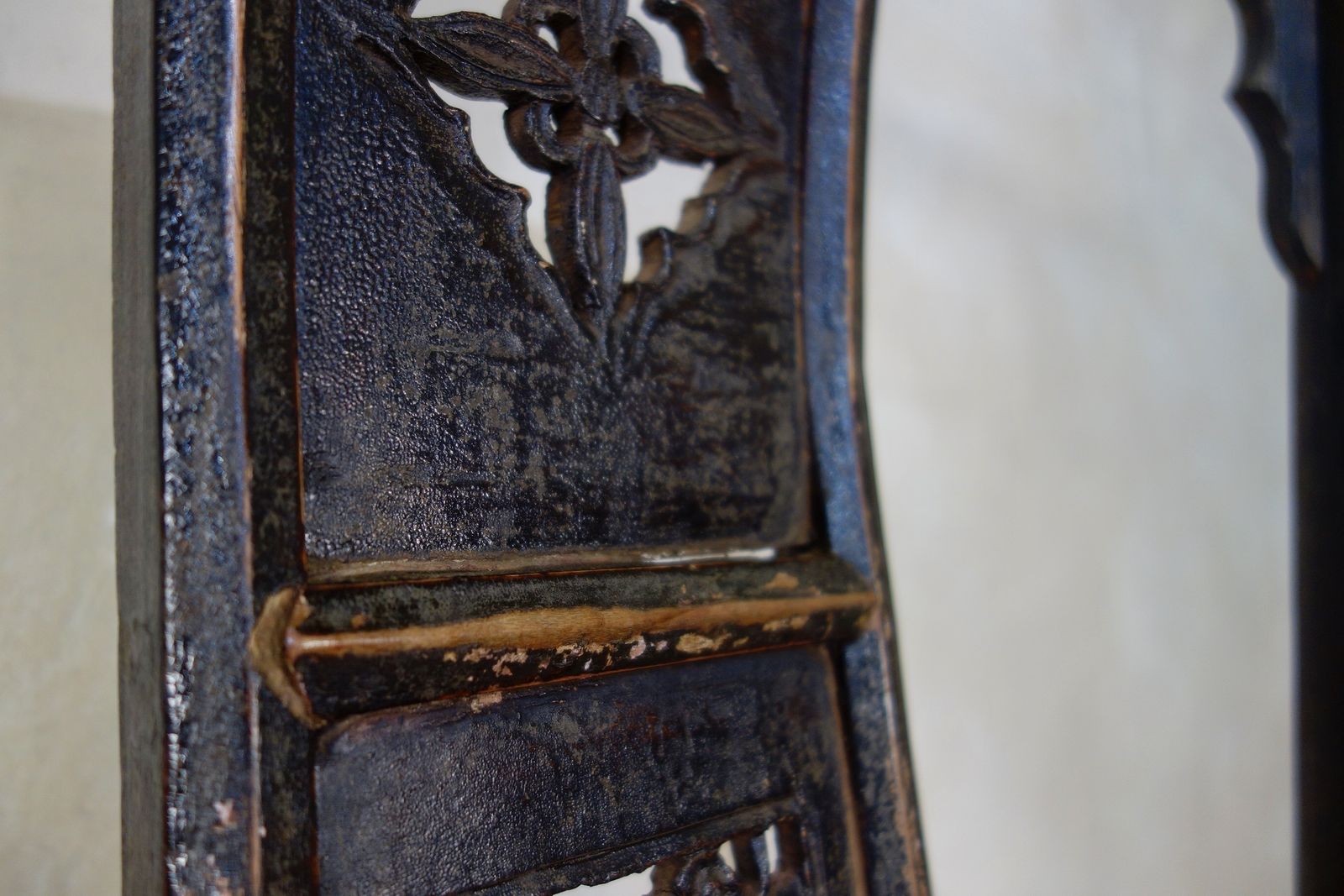 photo buy 19th Century Elm Chinese Officials Hat Yoke Back Chair