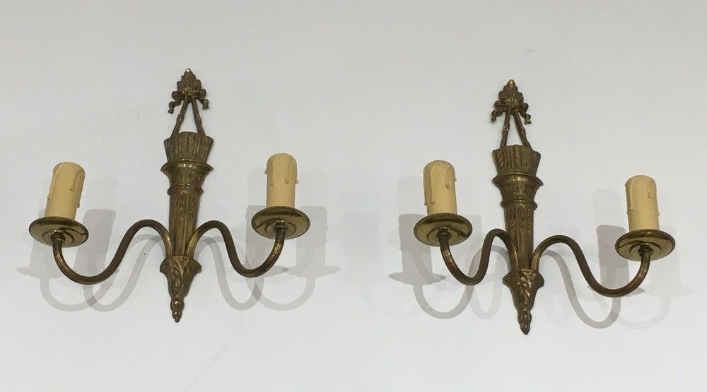 Pair Of Louis XVI Style Wall Lights In Bronze With Quiver And Ribbons. French Work photo for sale