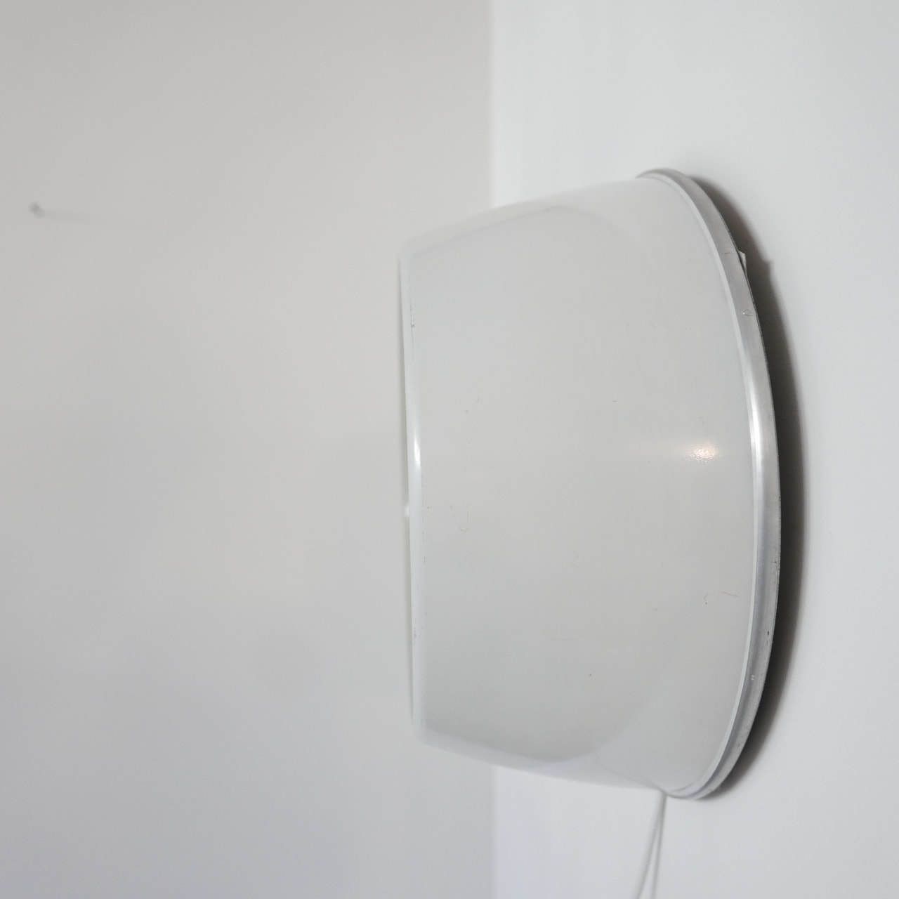 Holophane Mid Century Flush Ceiling Or Wall Lights (3) photo vintage