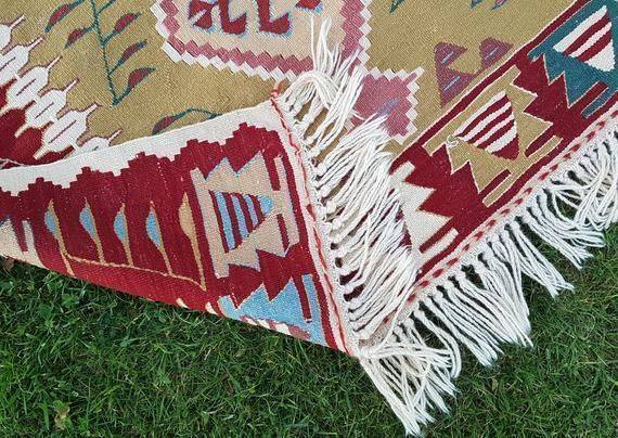 photo furniture 1970s Vintage Turkish Kilim Rug 3′10″ × 5′11″