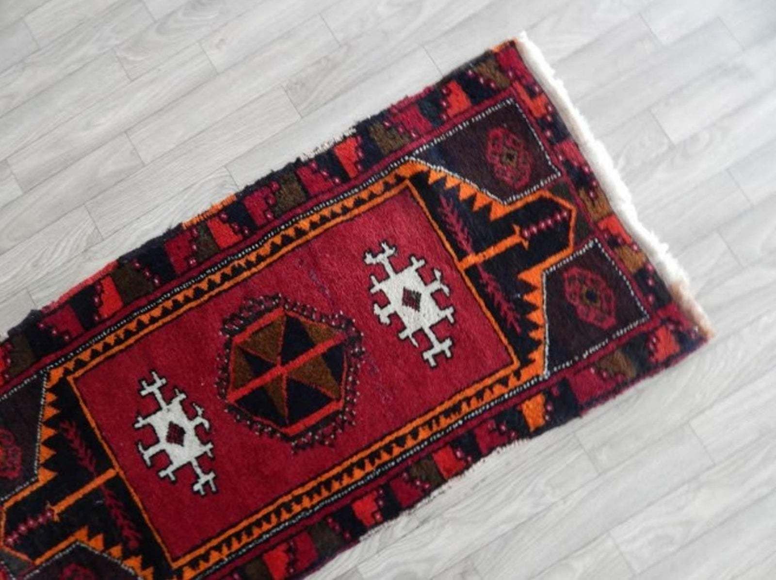 Small Turkish Rug Hand Knotted Distressed Low Pile Area Rug Faded Mat 1′8″ × 3′3″ photo 98.0