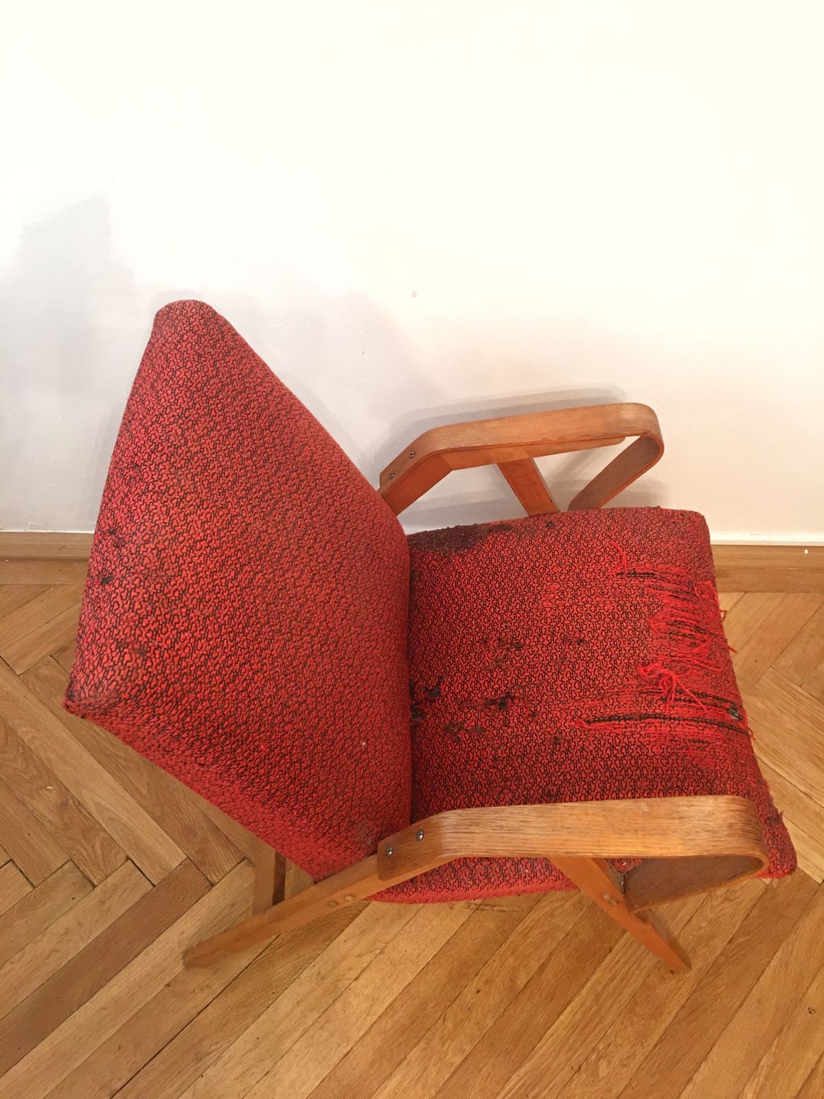 Red Armchairs By Frantisek Jirak – Tatra Nabytok Pravenec – Famous Design From 60’s   Pair photo vinterior
