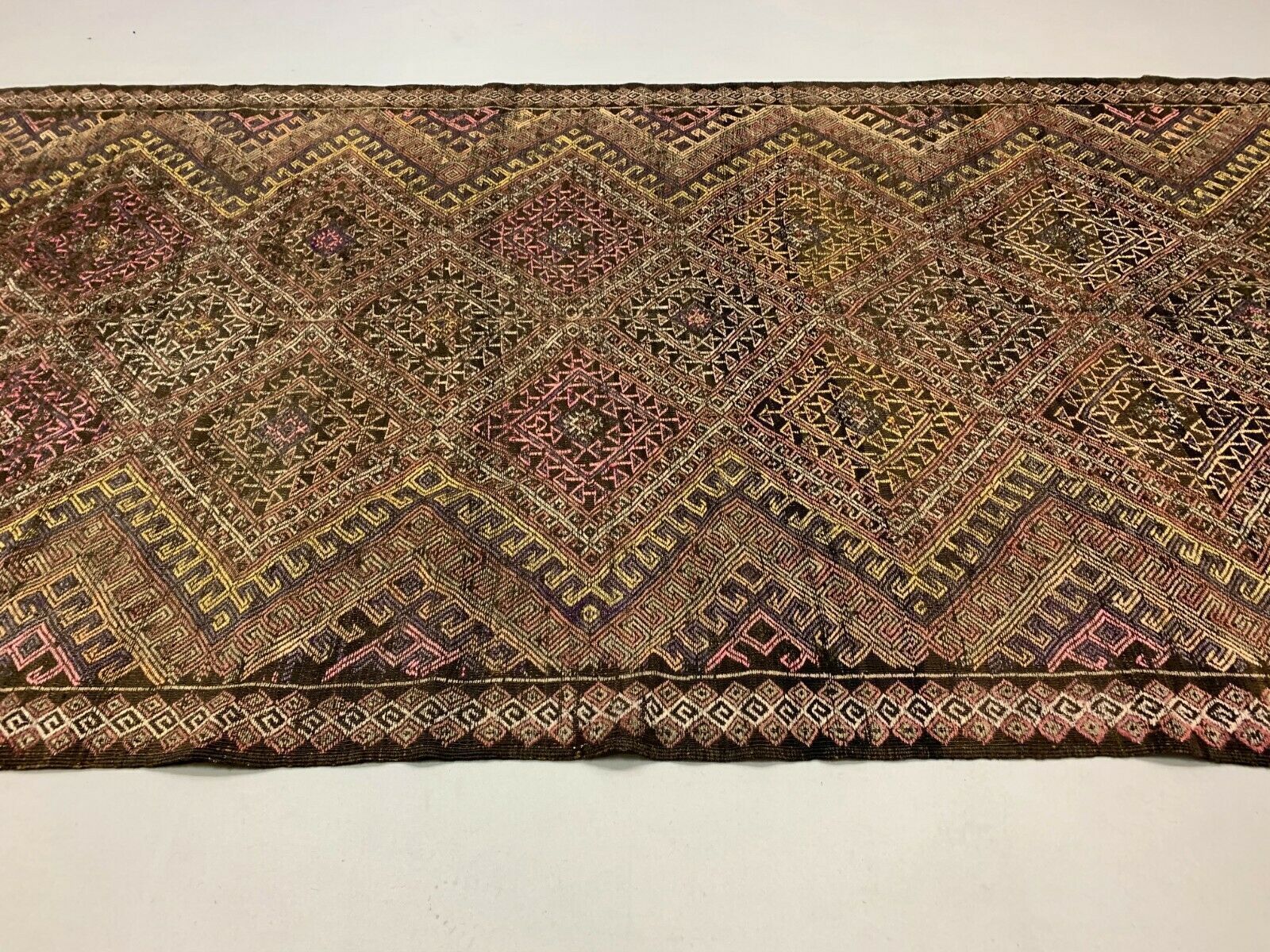 Vintage Turkish Kilim Rug 300x149 Cm Shabby Wool Kelim Large Black Pink Beige photo Textiles
