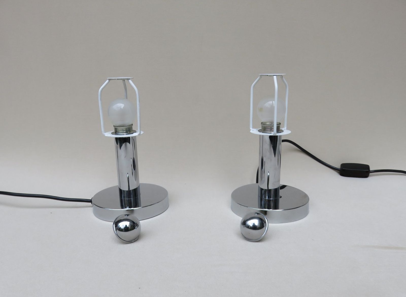 photo for sale Small Pressed Glass And Chrome Mushroom Table Lamps From Peill & Putzler, 1970s, Set Of 2