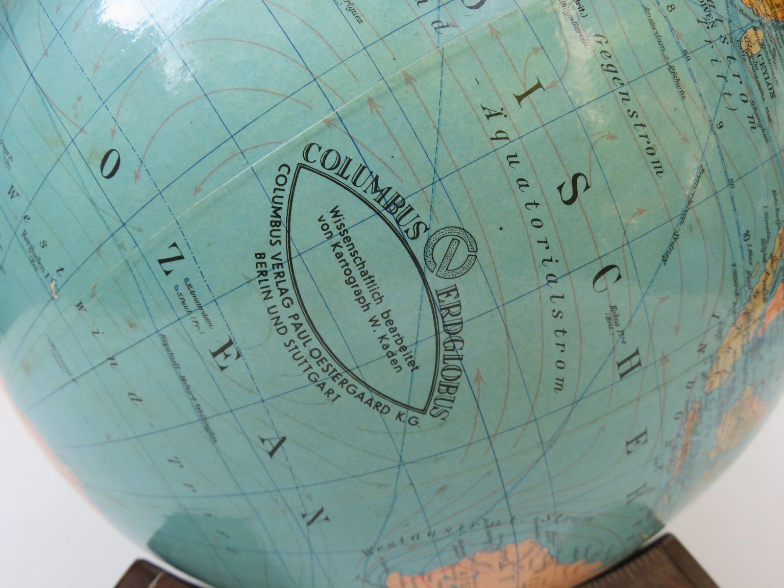 photo vintage Globe From Columbusverlag Paul Oestergaard Kg, 1950s