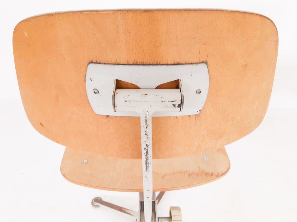 480.0 Friso Kramer For Ahrend De Cirkel Drafting Stools, The Netherlands 1950s photo