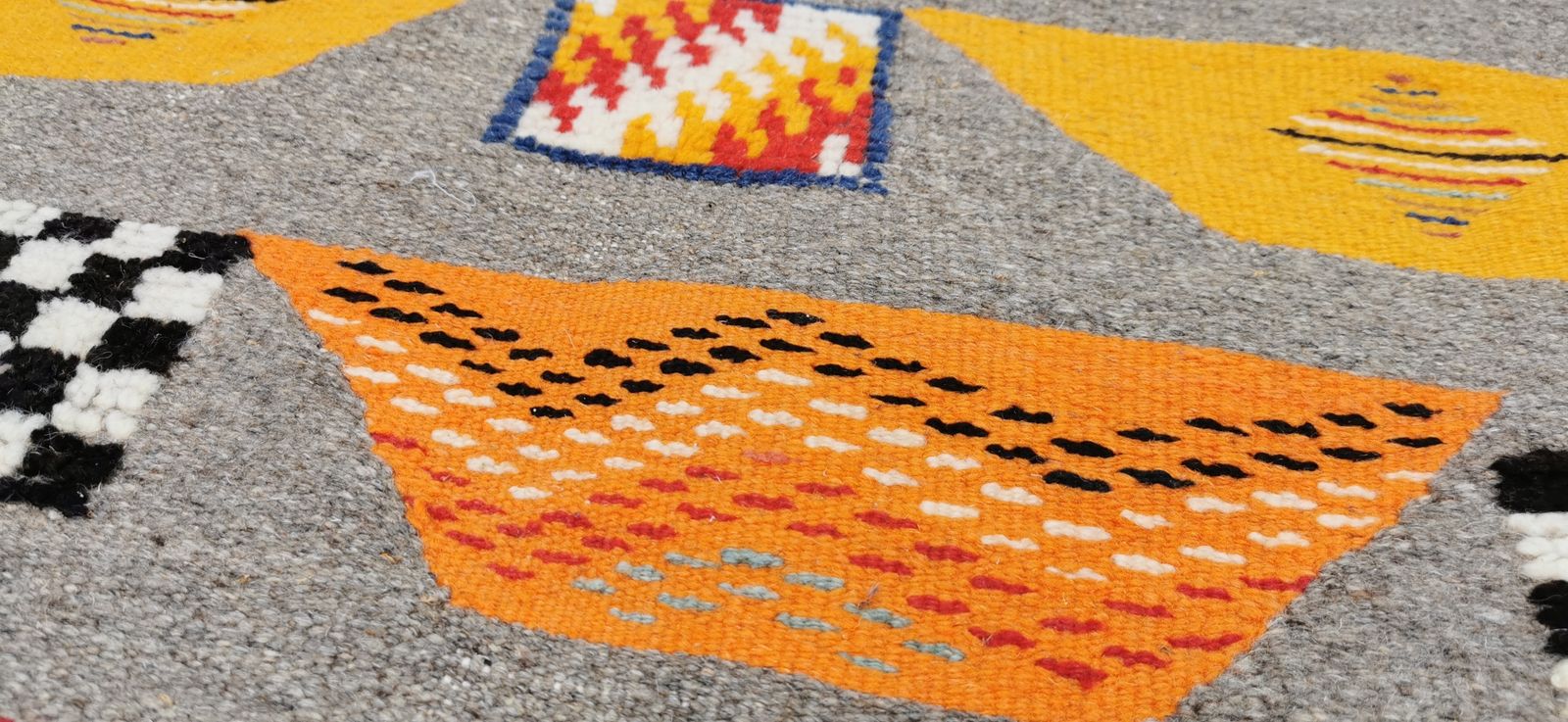 Hand Woven Moroccan Rug Camel Hair .Hand Ebmroidery 267x156 Cm photo vintage