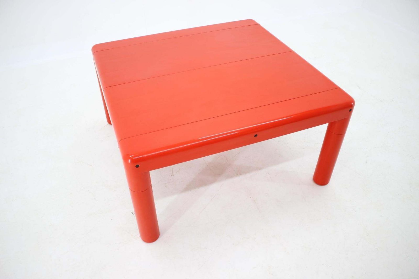 Mid Century Space Age Coffee Table Upo, Eero Aarnio, Finland, 1970s. photo Furniture