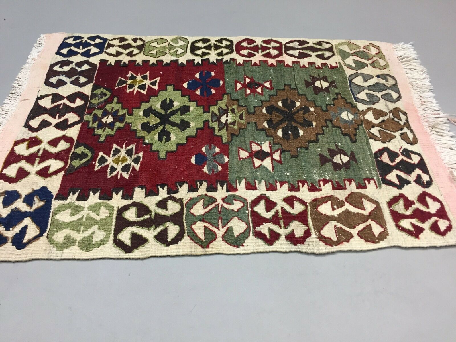 Small Vintage Turkish Kilim 97x70 Cm Wool Kelim Rug Red Green Beige Black photo Textiles
