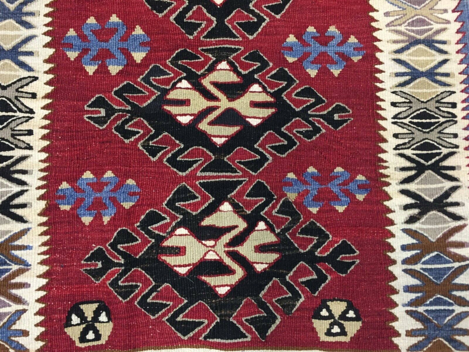 Small Vintage Turkish Kilim 112x81 Cm Tribal Kelim Rug, Black, Red, Blue photo vinterior