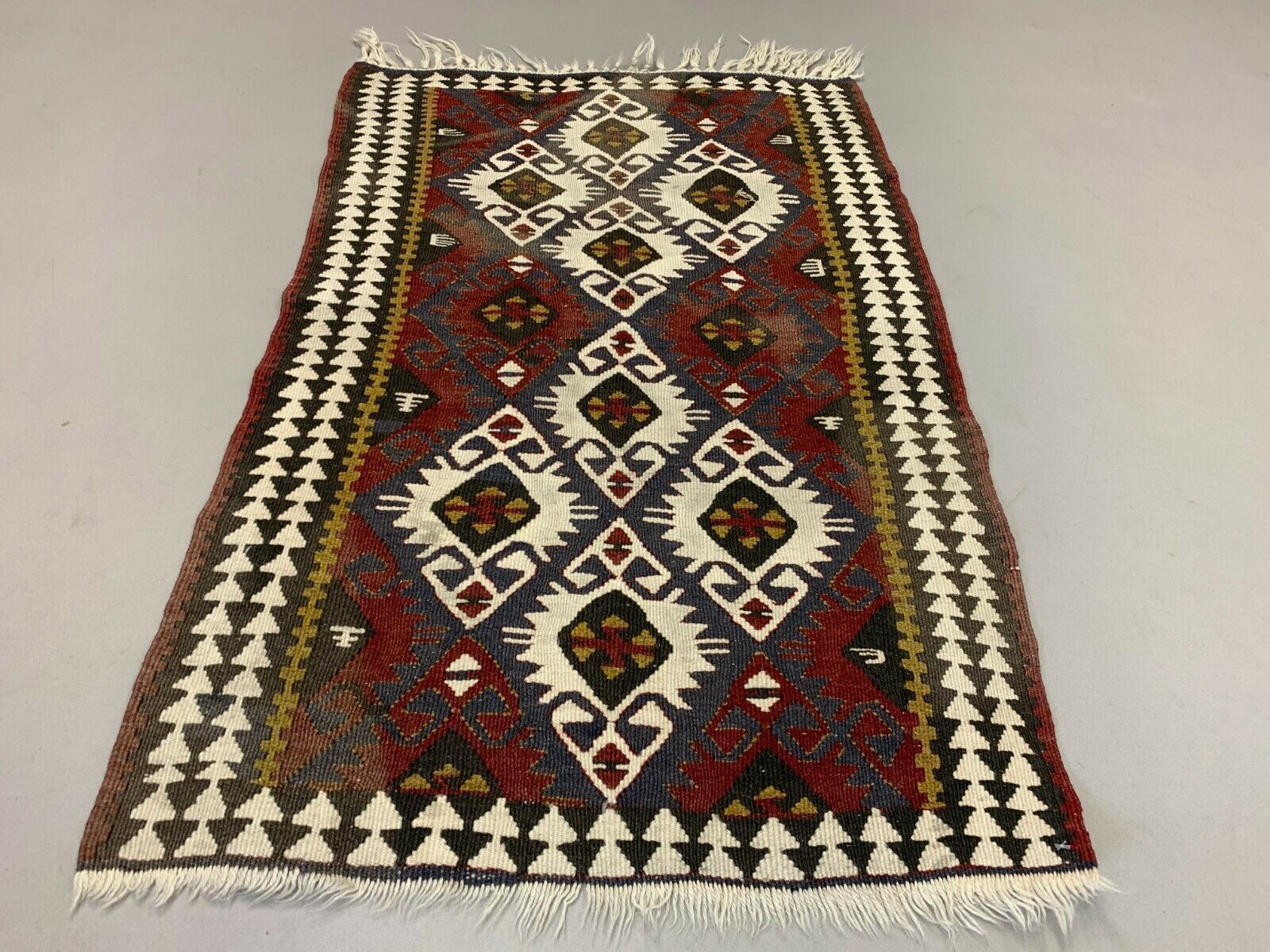 Small Vintage Turkish Kilim 98x63 Cm Wool Kelim Rug photo for sale