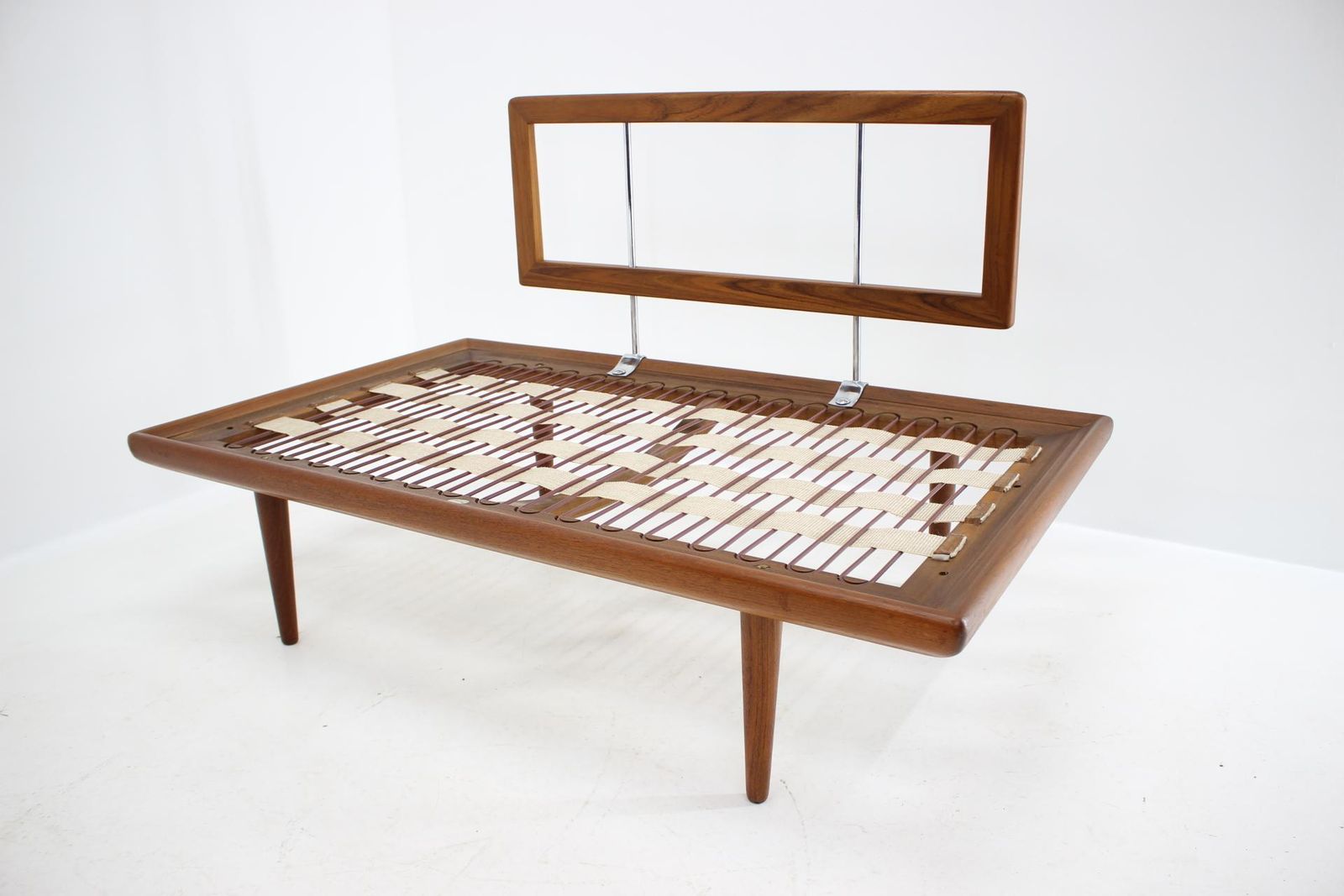 Mid Century Minerva Teak Danish Sofa/Daybed By Peter Hvidt & Orla Mølgaard For France & Søn   1960s photo 2414.0