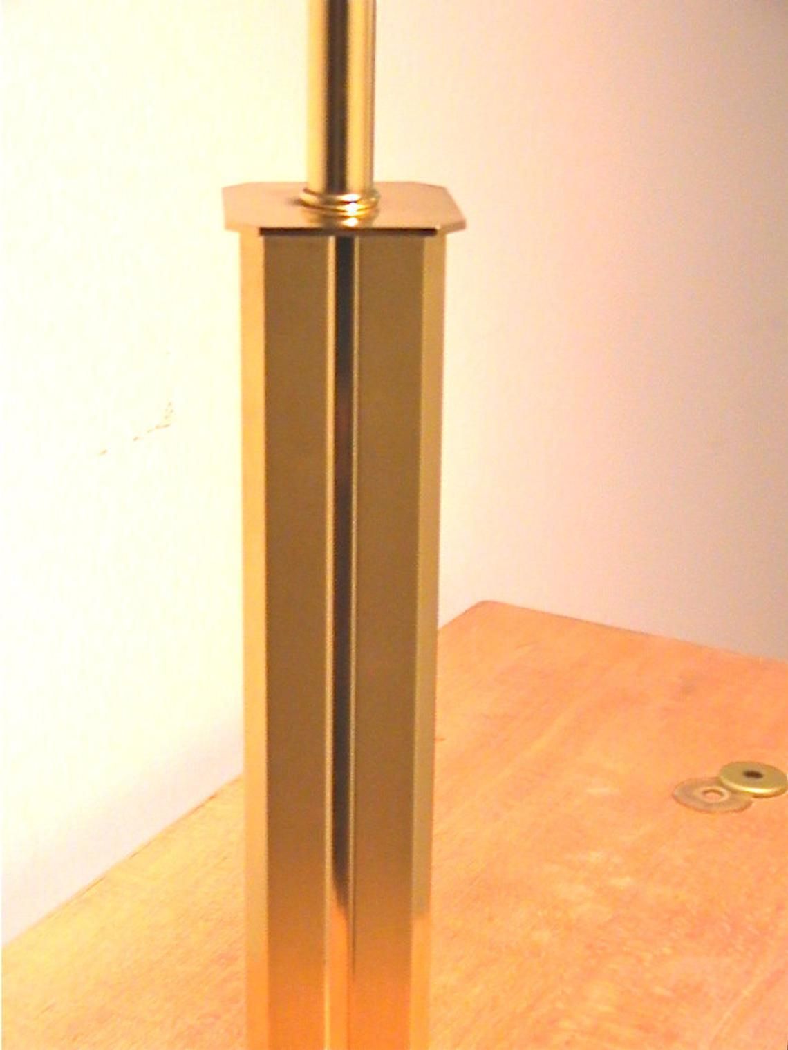Vintage Mid Century Hollywood Regency Modern Brass Table Lamp In The Style Of Carl Springer, George Kovacs, Nessen Studio, Willy Rizzo photo vinterior