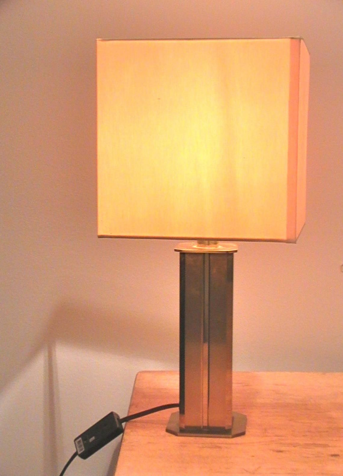 Vintage Hollywood Regency Mid Century Modern Brass Table Lamp In The Style Of Carl Springer, George Kovacs, Nessen Studio, Willy Rizzo photo for sale