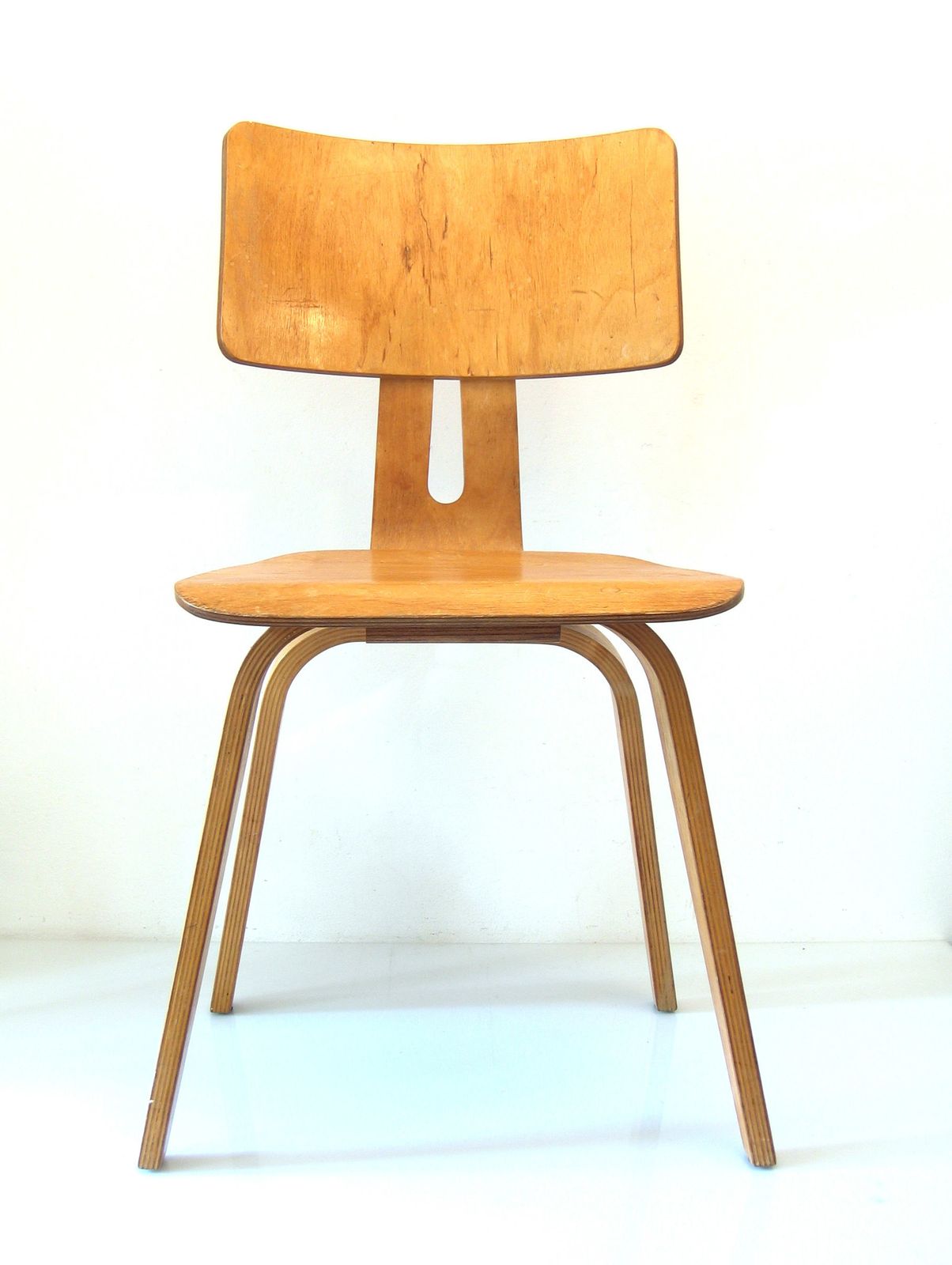 Cees Braakman Pastoe Combex Plywood Vintage Stoelen photo furniture