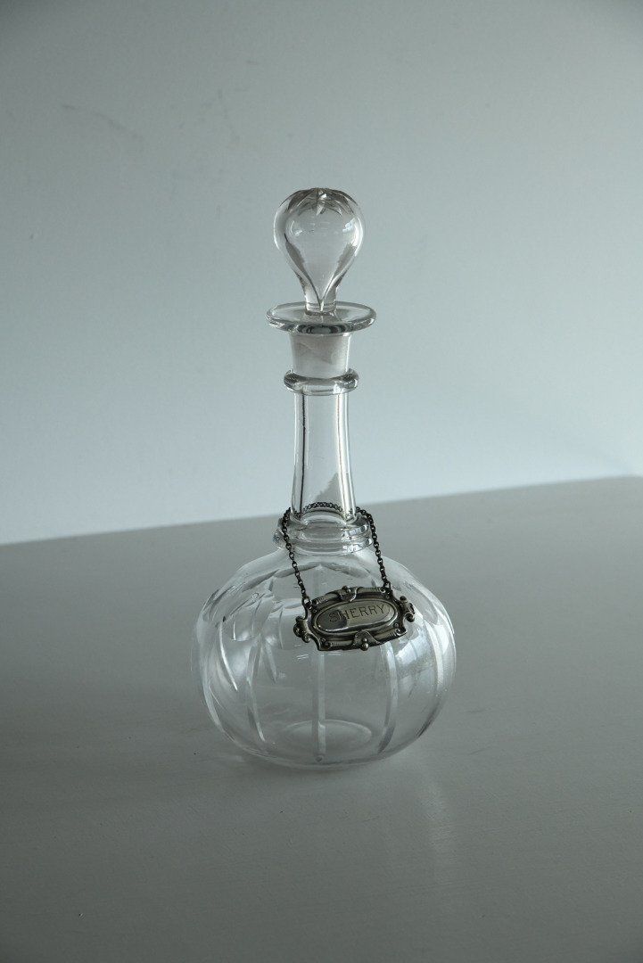 Antique Glass Decanter photo 85.0